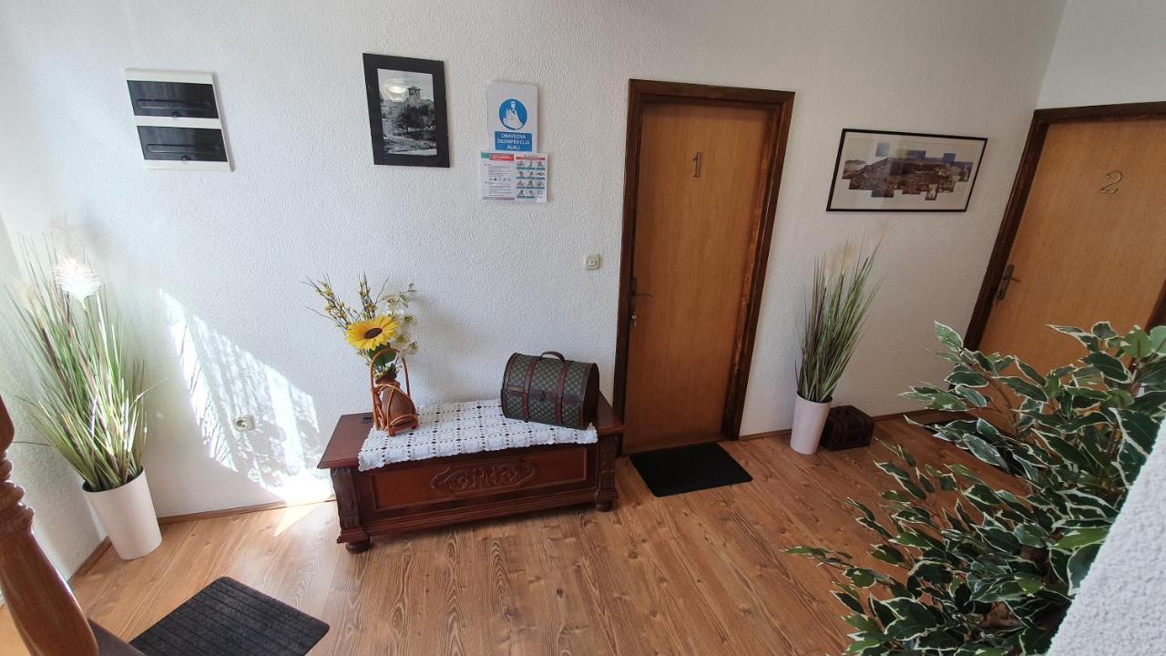 Apartments Sime Sukošan Eksteriør bilde